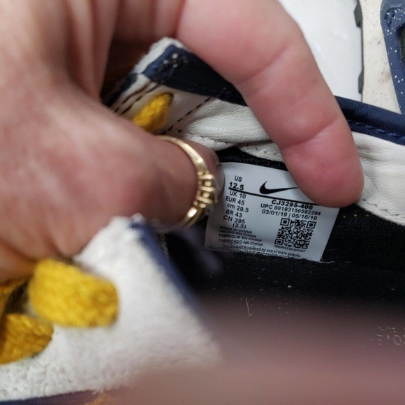 Nike Daybreak Undercover Obsidian Gold Dart Sail CJ3295-400 US Size 12.5 - Picture 7 of 9